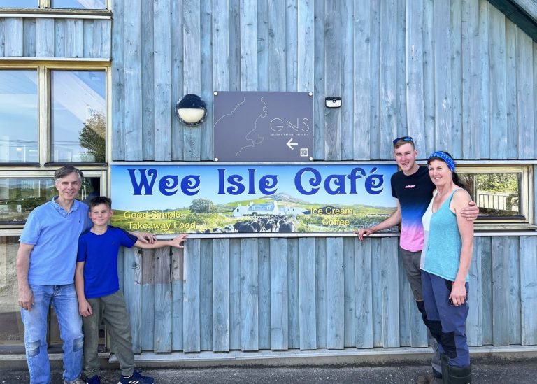 Wee Isle Dairy & Cafe